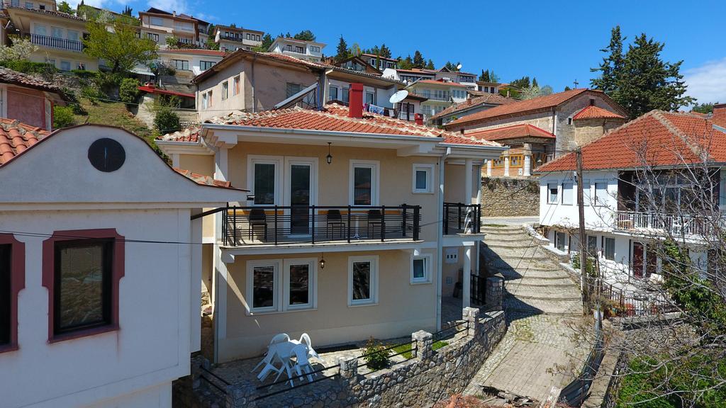 Apartment And Studio Damjan Ohrida Exterior foto