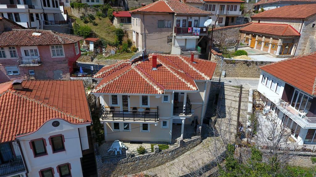 Apartment And Studio Damjan Ohrida Exterior foto